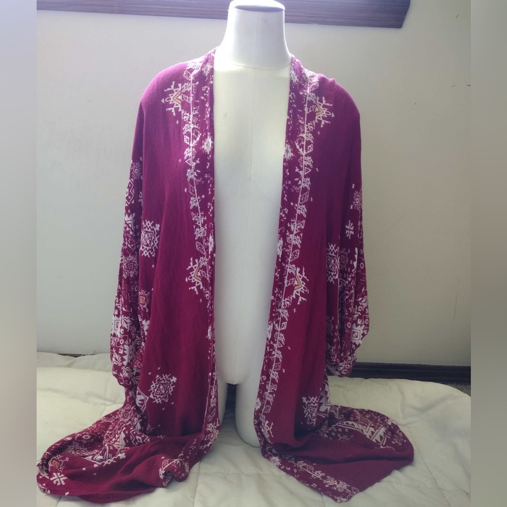 Red patterned kimono One Size
